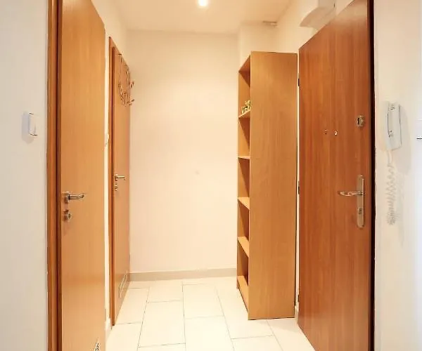 Ortenova 74 Apartman *