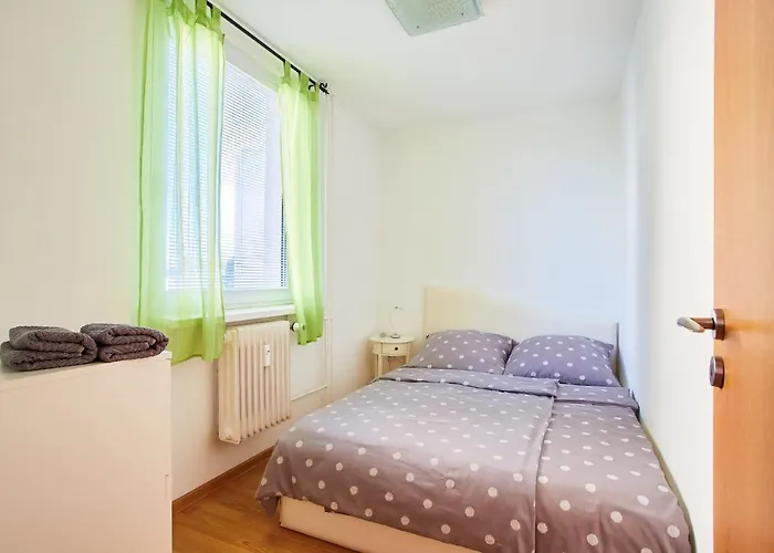 Apartman Ortenova 74 *